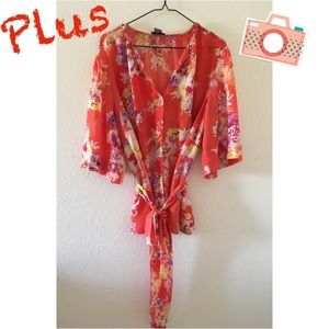 PLUS! Floral Lightweight Bay Studio Button Blouse w/Tie
